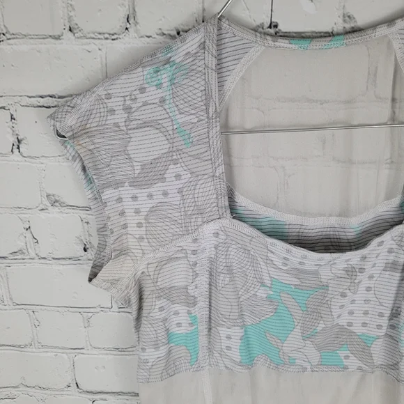 LULULEMON | floral polkadot cap sleeve sheer workout athletic top - Picture 2 of 6